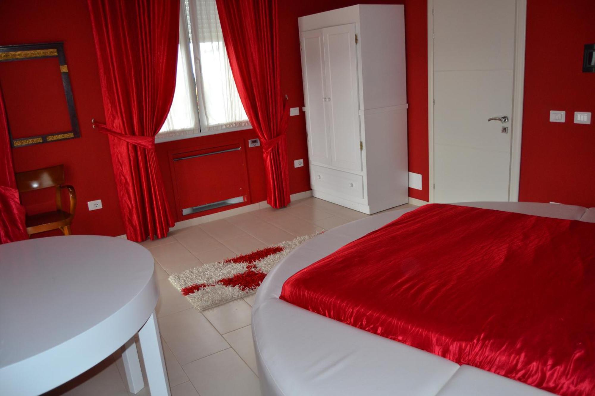 Kodra E Godenve Hotel Vile-Ballaj Exterior photo