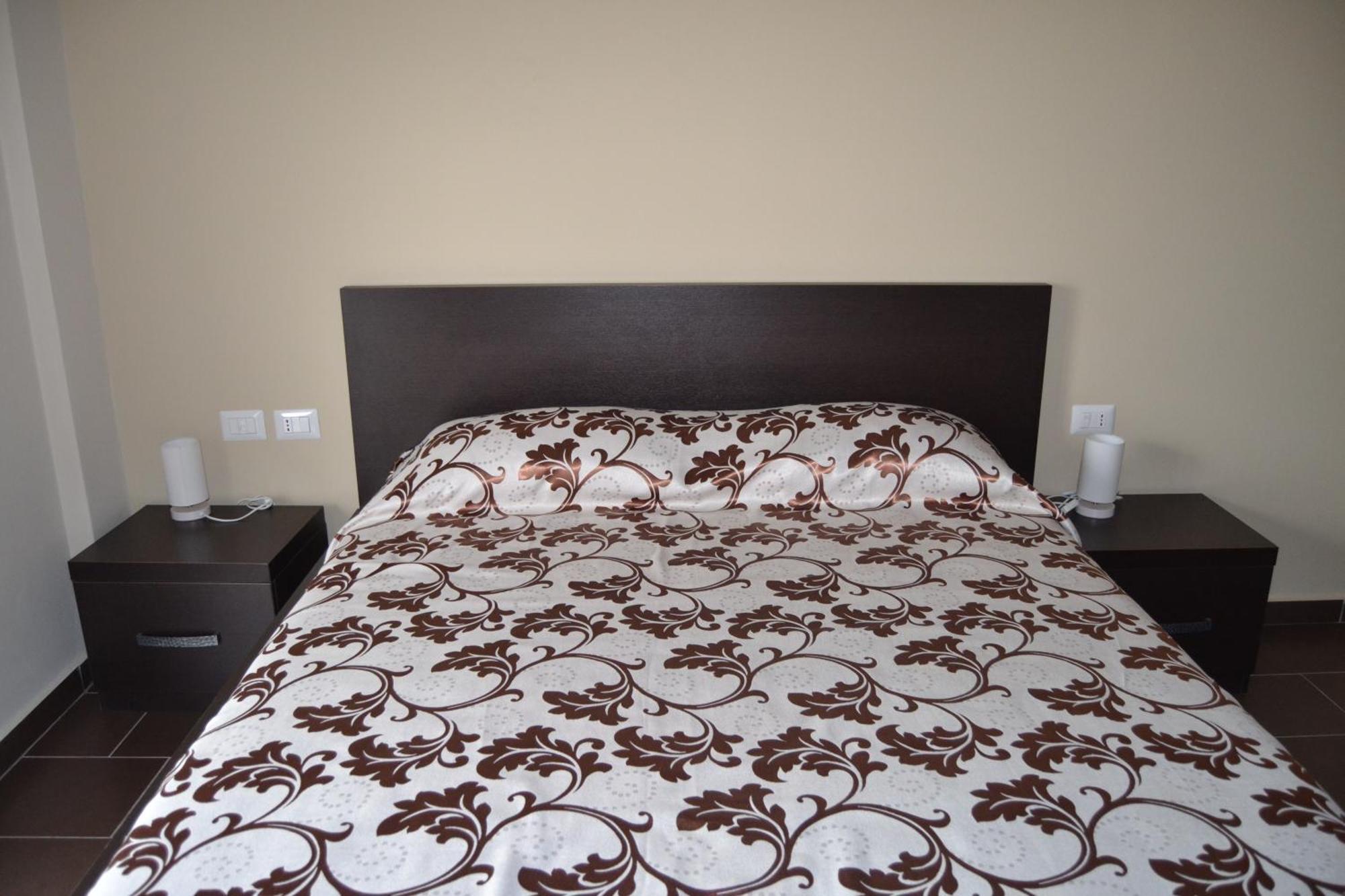 Kodra E Godenve Hotel Vile-Ballaj Room photo